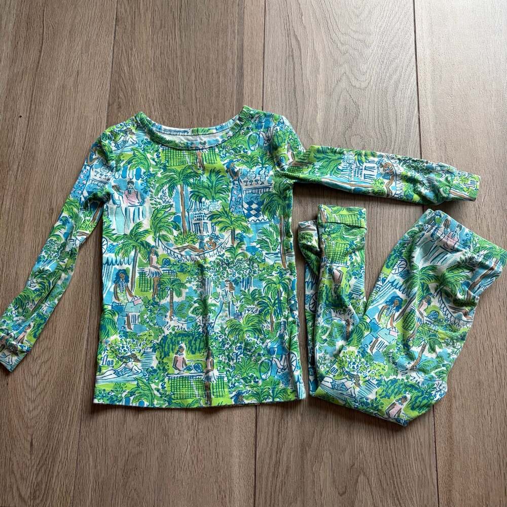 Lilly Pulitzer Girls Tropical Print Long Sleeve Pajama Set
